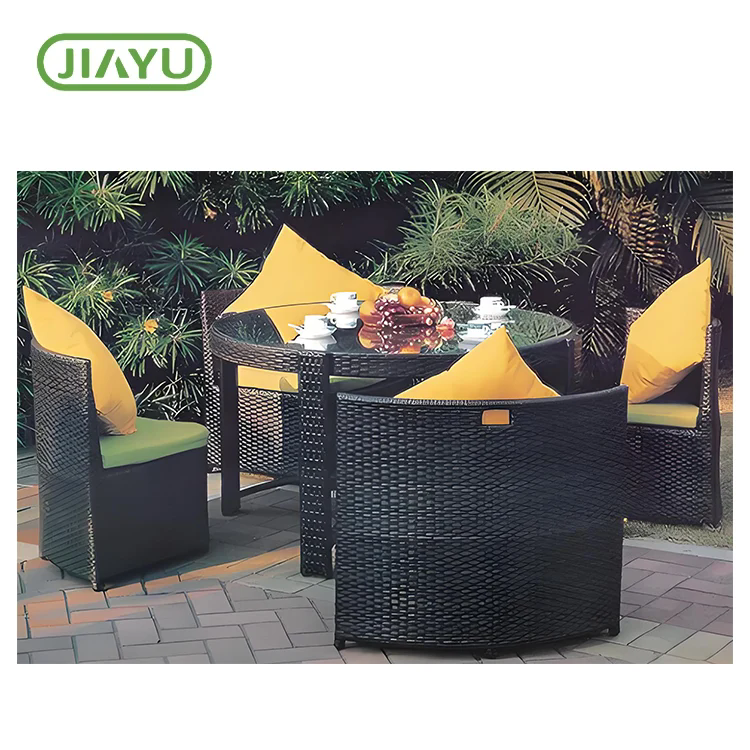 Како да го изберете совршениот стол за кампување за вашите авантури на отворено?